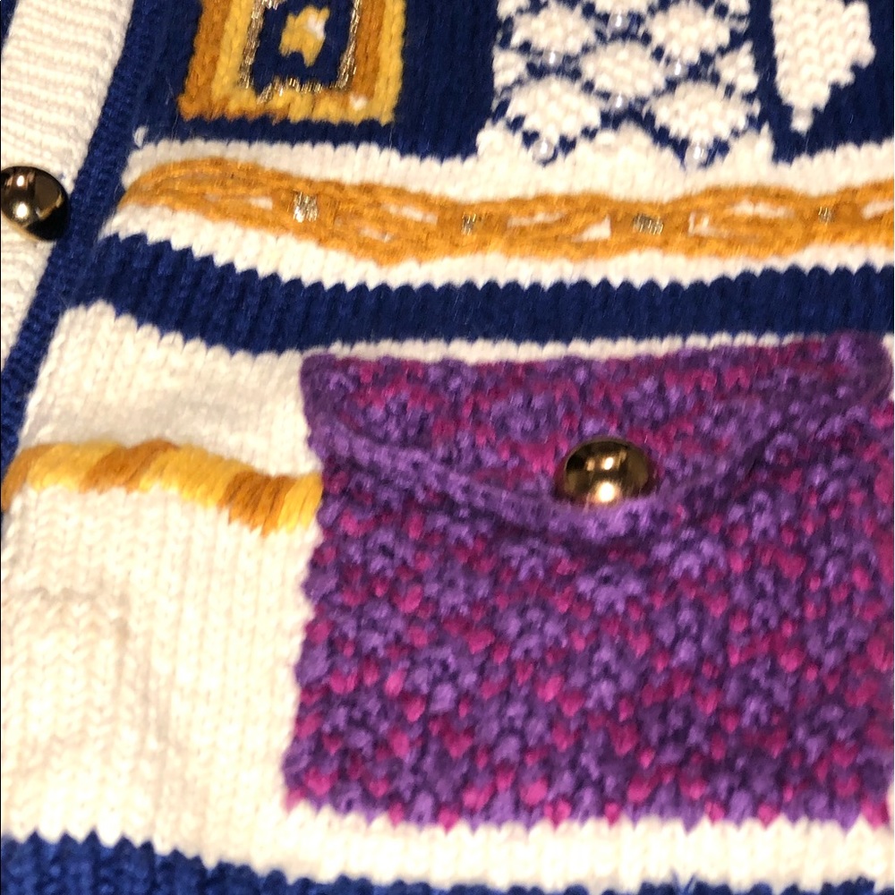 Retro Sweater - Picture 4 of 7